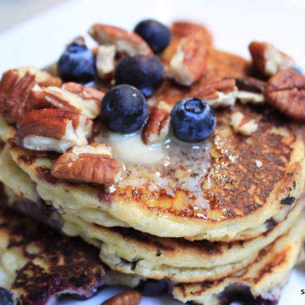 Almond Bluberry Pancakes-finished